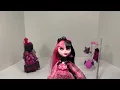 Soooo i guess She s Fat Monster High Draculaura Review