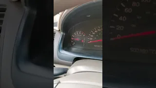 سبب ارتفاع أمبير ضغط الهواء والسيارة في وضع الوقوف على N 