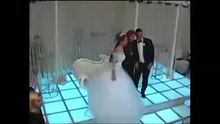  منشن لصحبتك يوم فرحك  طب هزة شمال طب هزة يمين  دندنها