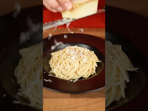 Creamy Cacio e Pepe Pasta! @Lionfield  #shorts