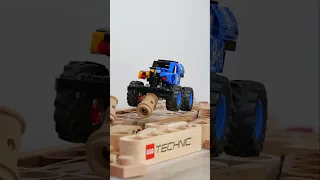 LEGO Technic Monster Jam Grave Digger Fire and Ice | LEGO 42219 Functions | Showcase 42219 2026