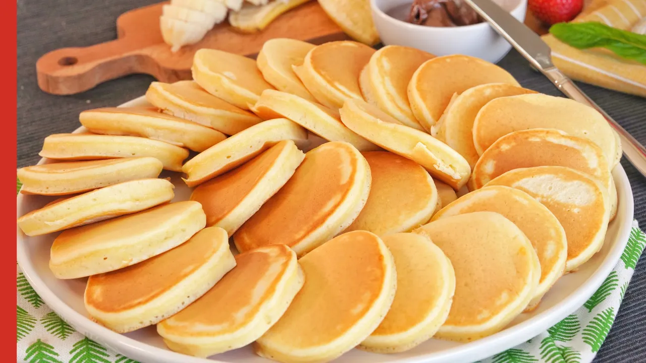 5 Minute MINI PANCAKES ! Pancake Cereal !  Mini Pancakes Recipe. 