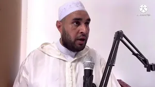 اللهم إني أعوذ بك من الجوع فإنه بئس الضجيع وأعوذ بك من الخيانة فإنها بئست البطانة 