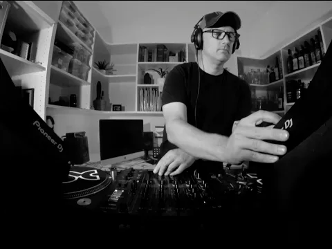 Jazzy Trip-Hop & Downtempo DJ Mix