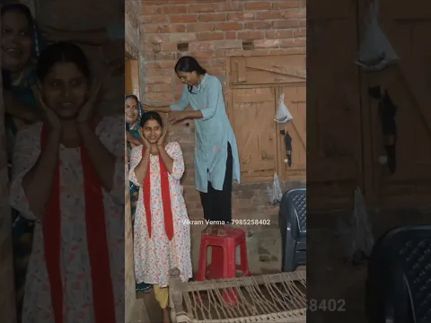 रसोई घर में घुसा बेहद ही जहरीला कोबरा सांप 🤔🐍