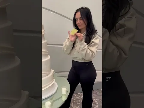 **كعكة الزفاف المزيفة التي خدعت جميع الضيوف!**