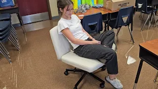 Olivia s Favorite Office Chair Criss Cross Apple Sauce Chair Great for Teachers