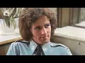 Lagu Gilbert O’Sullivan - What’s In A Kiss (video version)