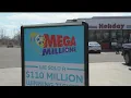 Minnesota Lottery celebrates Ramsey retailer with 50 000 bonus check