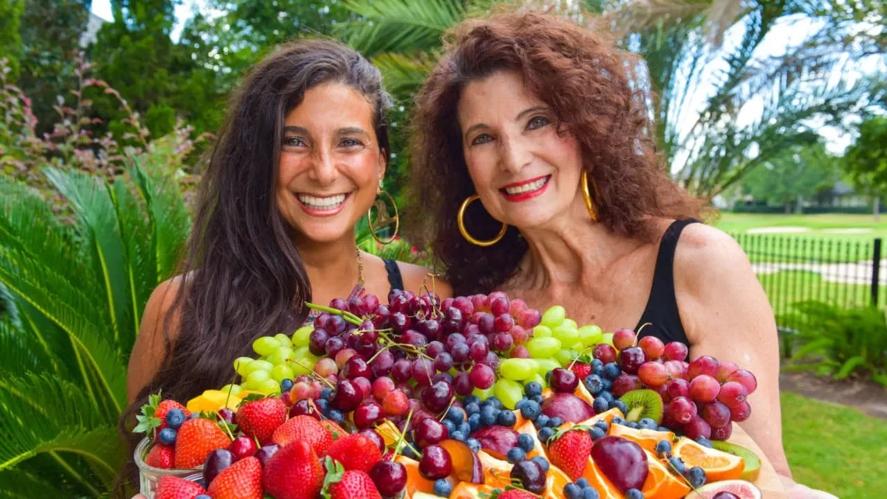 Join Our Mother Daughter 21-Day FullyRaw Challenge & Get Your eBook Now!