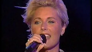 Download Dana Winner   Plaisir D'Amour MP3