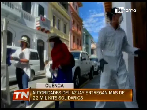 Autoridades del Azuay entregan más de 22 mil kit solidarios