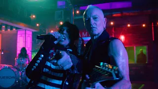 Crossbone Skully - Thunder Love feat. Phil Collen (Official Video)