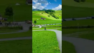 الذين امنوا وتطمئن قلوبهم بذكر الله بصوت الشيخ منصور السالمي 