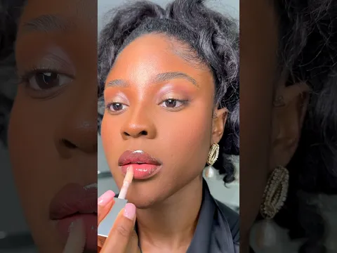 this Fenty Lip Gloss is insane😍