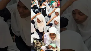 देवा पेक्षा श्रेष्ठ आमची आई आहे