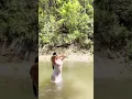Lagi Mandi Di Sungai❤#janda #mandi #pemersatubangsa #polagacorolympushariini #sanatandharma #drama