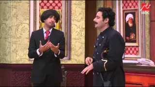 مسرح مصر حامد يغنى حط ايدة ياة على طريقة عبد الحليم حافظ 