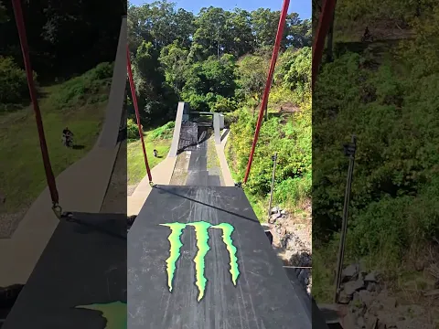 Ryan Williams' biggest NBD to date... off a steel container 🤯
