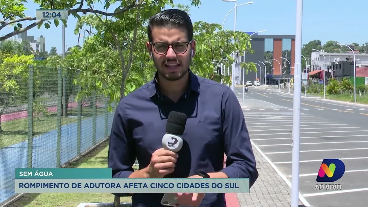 Rompimento de adutora afeta abastecimento de água em cidades da região Sul
