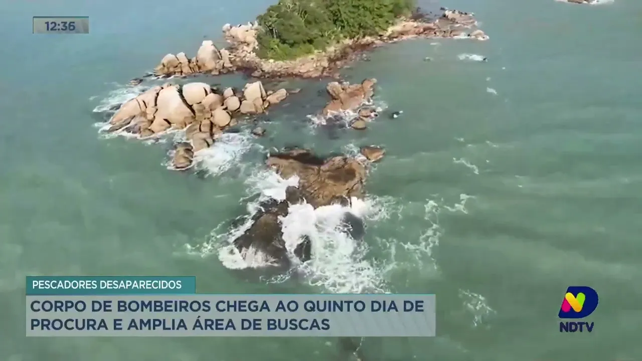 Corpo de Bombeiros chegam ao quinto dia de buscas por pescadores desaparecidos, em Florianópolis