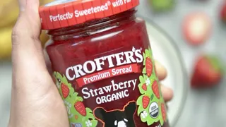 Strawberry Nut Butter Oat Smoothie Recipe