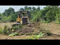 Download Lagu American-made Bulldozers are very easy to use for tidying up Garden Land
