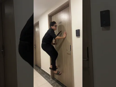 123 Go...go...bzzzzz!🤕 #funny