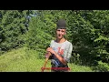 Download Lagu Tânărul păstor Dani, în vârstă de 20 de ani, își îngrijește oile în Munții Rodnei