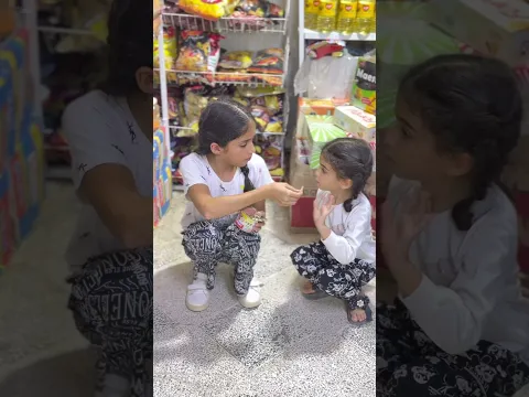 سرقت طعام هي واختها لم كشفهم صاحب الماركت كانت صدمة😱