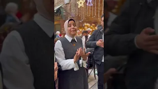 على بلد المحبوب ودينى أمنيه والاء للإنشاد 