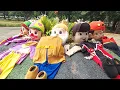 Download Lagu MENEMUKAN KOSTUM BADUT DI TAMAN 🔴 BADUT ADU PUKUL LUCU ‼️ SERU JUGA YA JADI BADUT 🤡