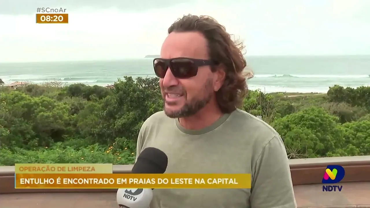 Praias cheias de entulho na região Leste de Florianópolis incomodam moradores e surfistas