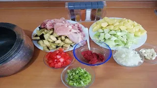 Malzemeler 4/5 adet orta boy patates 10/12 tane küçük boy soğan 5/6 adet orta boy domates 6/7 adet y. 