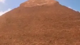 وقف الخلق ينظرون كيف أبني قواعد المجد وحدي  وقف الخلق ينظرون كيف أبني قواعد المجد وحدي