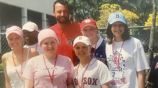 Red Sox fans remember Wakefield for his work in community