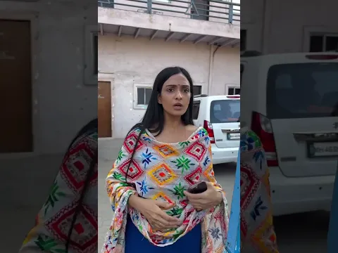 Women 🤣🤣 #bhagyalakshmi #rohitsuchanti #funnyreels #viral #funvibe