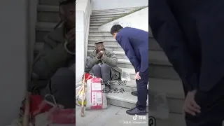 ماأجمل الإحسان بنية الإحسان وليس بنية التكبر   دندنها