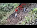Download Lagu Sandman nearly gets hit by a collapsing cliff