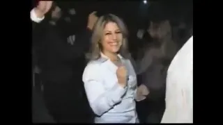 عييت نحاول باش نجلبك ليا                  دندنها