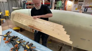Shaping the keel pattern.