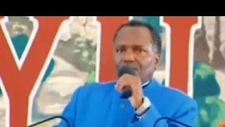 Je Ni DHAMBI Mwanamke Kuvaa Suruali Bishop Kakobe Fgbf 