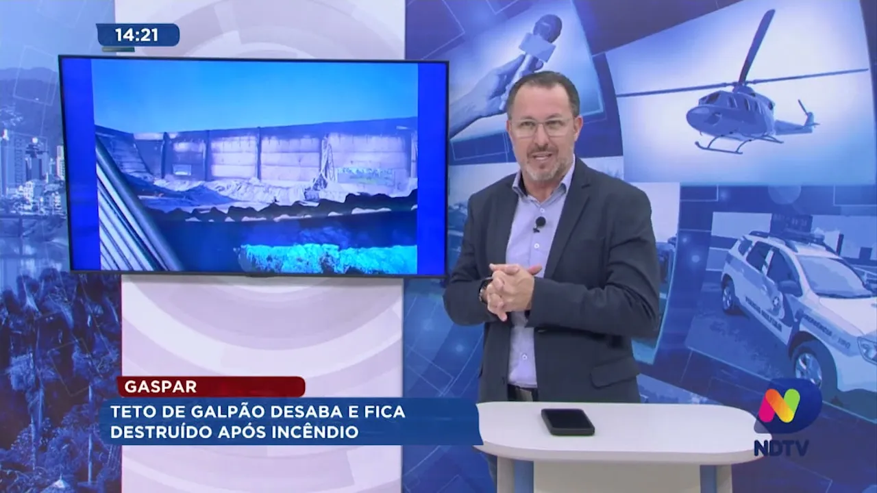 Teto de galpão desaba e fica destruído após incêndio em Gaspar