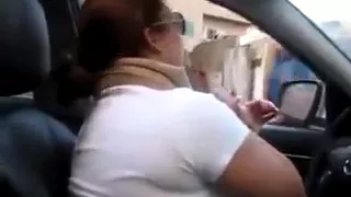 حجرين على الشيشة     دندنها