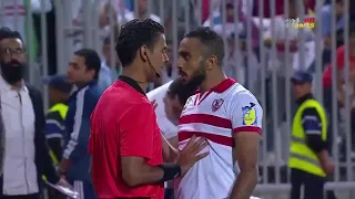شاهد لقطة عصبية بين اللاعب محمود كهربا مع حكم اللقاء 