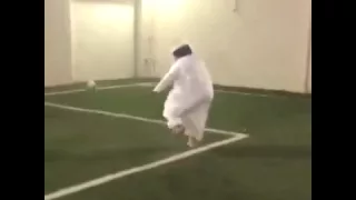 العب يا فنان دندنها