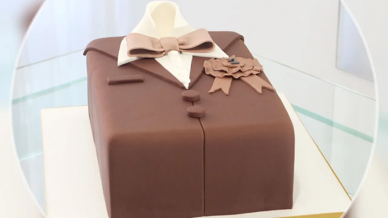 BOLO NÚMERO/NUMBER CAKE /MASSA AMANTEIGADA DE CHOCOLATE/  BRIGADEIRO LEITE NINHO/PARIS CAKE DESIGNER