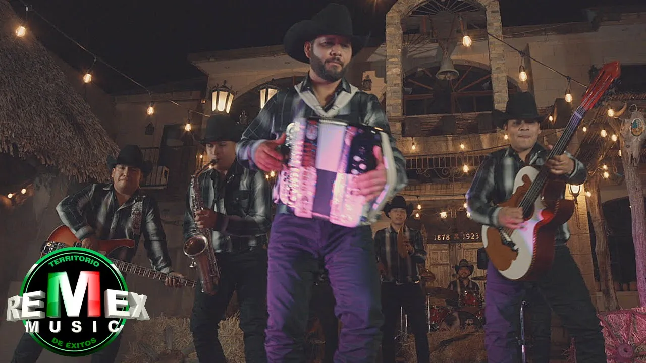 Kikin y Los Astros - Popurrí: Huapangos pa' zapatear 3.0 (Video Oficial) Kikin y Los Astros - Popurrí: Huapangos pa' zapatear 3.0 (Video Oficial)