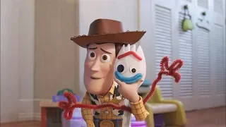 toy story 4 woody vs forky memorable moments