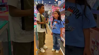 لايك بسرعه  ايه اخر لعبه جبتها  تامر حسني طلب جودي وايسل لفيلم العيد تعالوا بسرعه شوفوا اخر فيديو دندنها